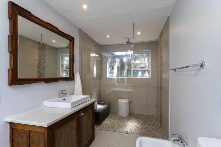 4 Bedroom Property for Sale in Seafield Eastern Cape